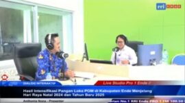 Kepala Loka POM Ende Beni Hendrawan Prabowo sedang berdialog interaktif dengan RRI Ende/Ket Foto : Screenshot dari YouTube RRI Ende