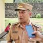 Camat Ndona Ketika memberikan keterangan kepada media di Mapolsek Ndona, senin 24 Februari 2025 (Foto ; I. Like) 