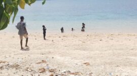 Pantai Enabara, di Desa Aewora, kecamatan Maurole, kabupaten Ende (Foto ; I. Like) 