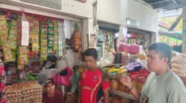 Satgas pangan Polres Labuan Bajo Sidak di pasar Batu Cermin Labuan Bajo (Ket Foto ; Humas Polres Manggarai Barat) 