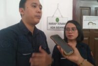 Kuasa Hukum Termohon Kejaksaan Negeri Ende, Rohmat Esa Hasan, SH dan Jane Clarita Ma'u, SH
