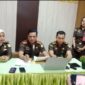 Kejari Ende menggelar konferensi pers soal penahanan tersangka korupsi kasus Lowolande Kecamatan Kotabaru