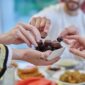 Doa dalam berbuka puasa menggunakan bahasa Arab, Latin dan Artinya