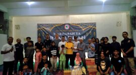 Forum Pemuda NTT foto bersama Panti Asuhan Taqwa Al Qolbi usai kegiatan berbagi, Minggu 13 April 2025