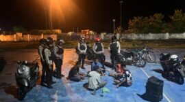 Polisi menangkap pelaku balap liar di kota Ende