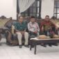 Ketua MUI Ende bersama Ketua PHDI dan Pendeta GMIT Ende, Bupati Ende dan Sekda Ende memberikan keterangan pers kepada sejumlah wartawan di Rumah jabatan Bupati, Kamis, 22 Mei 2025 malam pukul 21.30 Wita