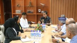 Gubernur NTT Melki Laka Lena beraudiensi dengan Tim Thresher Shark Indonesia (TSI) 