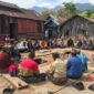 peletakan batu pertama Rumah adat Poka di Desa Longko, Kecamatan Wae Rii’i