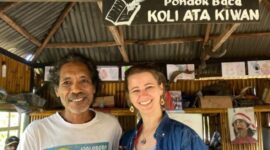 Pius Payong Pendiri Taman Baca Asal Adonara