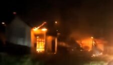 Sembilan unit rumah warga Dusun Bele, Desa Waiburak, Kecamatan Adonara Timur, Flores Timur, hangus terbakar dalam konflik susulan antarwarga yang terjadi Sabtu (9/5/2026) sore. 