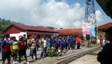 Masyarakat antusias ikut turnamen voli di desa Sobo/Ket Foto ; Niko Sanggu