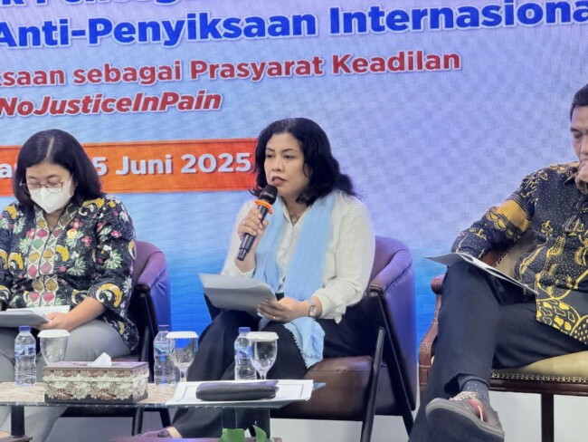 Komisioner Komnas Perempuan berbasis di Jakarta, Sondang Frishka Simanjuntak, memberikan perhatian serius terhadap kasus ini