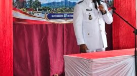 Camat Detukeli Marianus Agang memberikan sambutan pada acara serah Terima jabatan di Watunggere Rabu 7 Oktober 2026